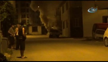 Bursa'da çalıntı otomobil cayır cayır yandı!