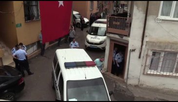 Bursa'da genç kadını bebeğinin yanında öldürdüler! - 2