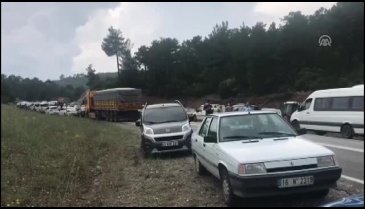 Bursa'da otobüs devrildi! Ölü ve yaralılar var...