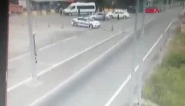 Cezaya sinirlendi, aracını polisin üzerine sürdü