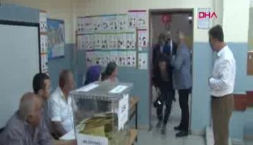 Abdullah Gül oyunu kullandı
