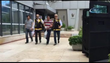 Bursa'da bıçaklı dehşet! Arkadaşını yaraladı, bindiği otomobilin sürücüsünü öldürdü