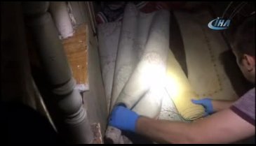 Bursa'da 5 üniversite bitiren doktorun okuma azmi örnek oluyor