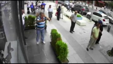 Damat dehşeti güvenlik kamerasında