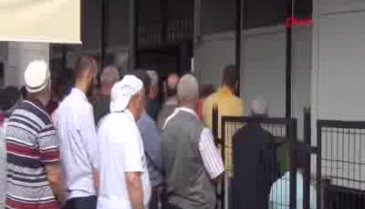 Otel havuzunda boğulan Bursalı Berkay, toprağa verildi