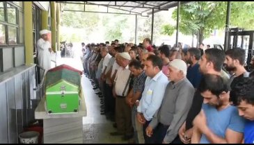 Bursa İznik Gölü'nde boğulan Vildan Salçın'ın cenazesi toprağa verildi