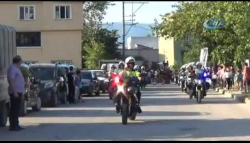 Şehit polisin anısına Bursa'da 100 çocuk sünnet ettirildi