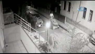 Vahşet kameraya yansıdı! Öldürdükten sonra bacaklarını kesip...