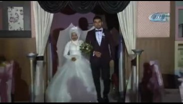 Endonezyalı geline Bursa'da Türk usulü düğün