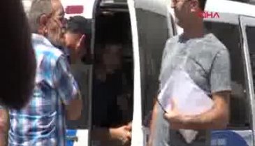 Saklandığı dolapta sevgilisinin babasına yakalandı!