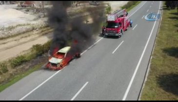 Bursa'da ana yolda alev alev yandı