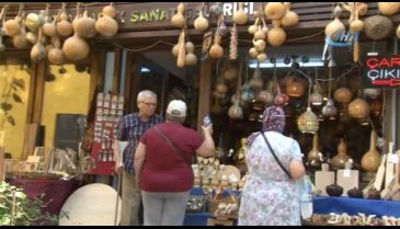 Bursa'nın son ustası, susak kabaklarına hayat veriyor