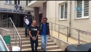 Bursa'da 200 gram esrar ve hapla yakalandı