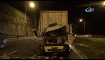 Kamyon TIR'a arkan çarptı: 1 yaralı