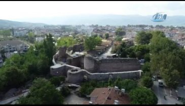 Bursa İznik'teki 2 bin yıllık tarihi İstanbul Kapı'nın altında ipek yolu bulundu