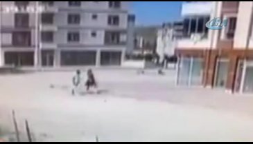Kız arkadaşını vurduktan sonra intihar etti