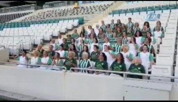 Nilüfer Kadın Korosu'ndan "Bursasporlu kadınların marşı"