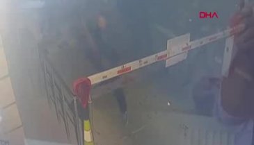 Pompalı tüfeklerle siteyi bastılar