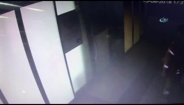 Yangında hastalar böyle tahliye edildi
