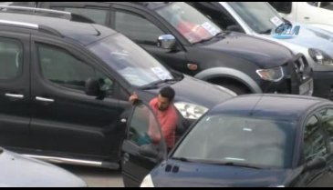 Bursa'da bayram öncesi oto pazarında büyük hareketlilik