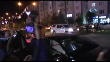 MHP Lideri Bahçeli'ye Erzurum'da yoğun ilgi