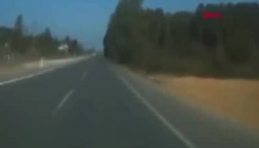 Hafif ticari araç motosikletli gruba çarptı: 7 ölü