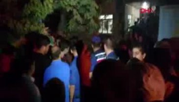 Ev basıp kurşun yağmuruna tuttular!