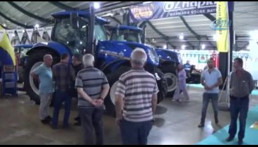 Milyonluk traktör Bursa'da sergileniyor