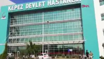 Hastanede buluşan sevgililer kameraları unuttu!