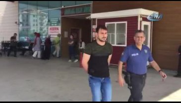Bursa'da babasının yanına gitmek isteyen kardeşine işkence yaptı