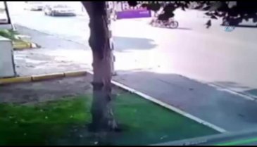 Öğretmeninin yaşadığı feci kaza kamerada