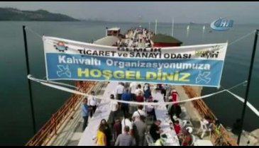 Bursa Gemlik'te en uzun kahvaltı