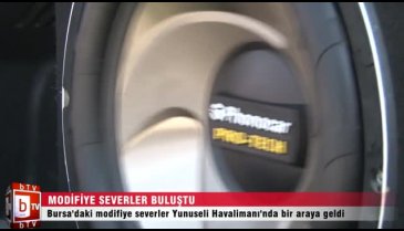 Bursa'da modifiye severler bir araya geldi