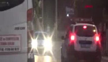 Bursa'da kavga ederken uyarıda bulunanlara ateş etti