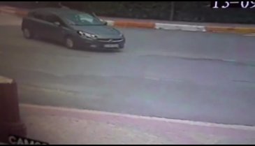 Lüks otomobile silahlı saldırı! -2