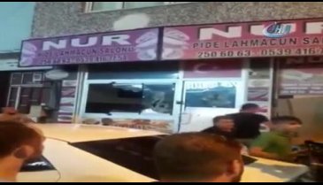 Bursa'da Suriyeliler ile mahalleli arasında kavga çıktı - 2