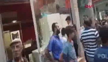 Bursa'da Suriyeliler ile mahalleli arasında kavga çıktı - 3
