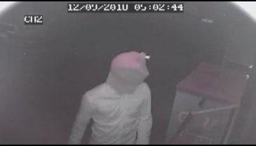Maskeli hırsızlar bakkalı böyle soydu