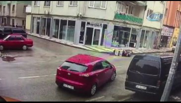 Bursa İnegöl'deki kaza saniye saniye kaydedildi