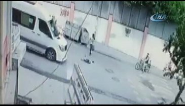 Vicdansız sürücü arkasına bakmadan kaçtı