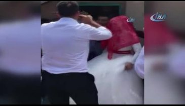 Bursa'da dikkat çeken gelin alma