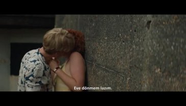 Canavar Fragmanı izle