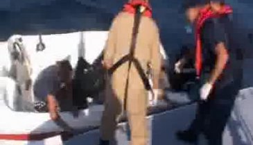 Batan tekneden kaçakların kurtarılması kamerada