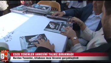 Eser Yenenler Bursa'da annesini yalnız bırakmadı