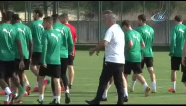 Bursaspor Teknik Direktörü Aybaba: "Proje ve plan takımı olmalıyız"