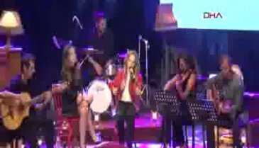 Sertab Erener Bursa'da unutulmaz bir akşam yaşattı