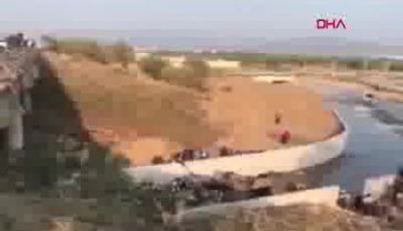 Göçmenleri taşıyan kamyon devrildi: Çok sayıda ölü var