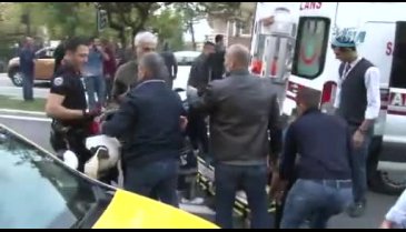 Bursa'da yunus timleri kaza yaptı: 3 yaralı