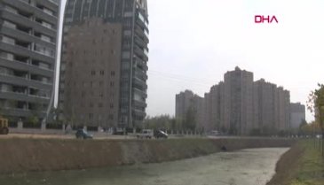 Bursa Ayvalı Deresi, yaydığı kötü kokuyla lüks semtin havasını bozdu