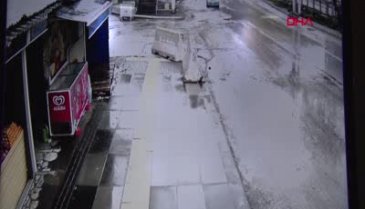 Ankara'da çifte kaza dehşeti kamerada